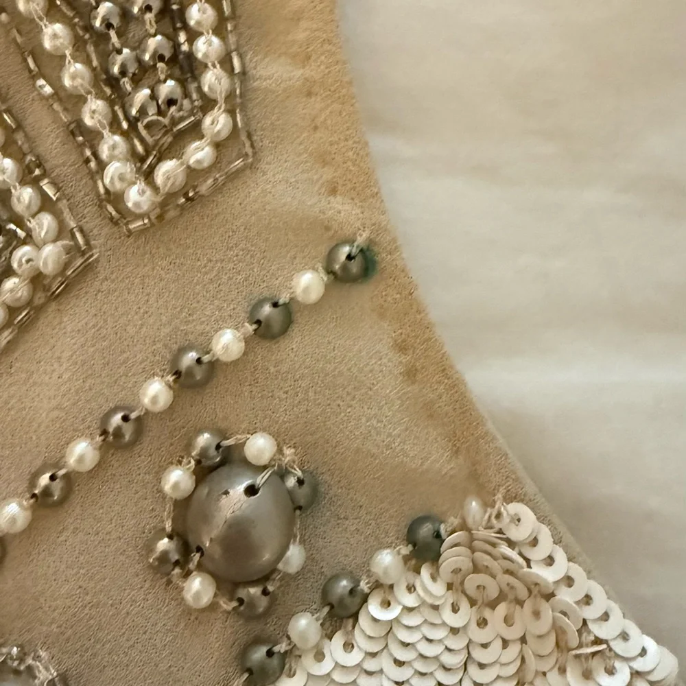 Adorable needle and thread dress! - Picture 6 of 6